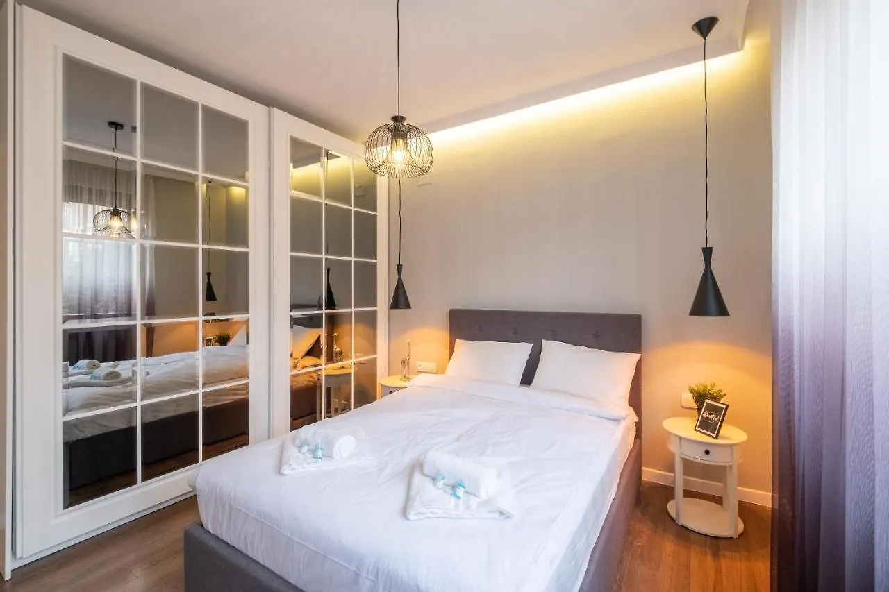 סופיה Designer & Cozy 2Bd Flat With A Parking In The City Center By Flat Mаnager דירה