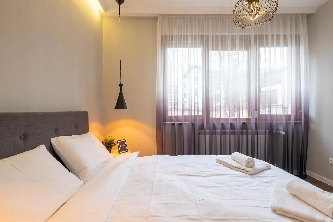 סופיה Designer & Cozy 2Bd Flat With A Parking In The City Center By Flat Mаnager