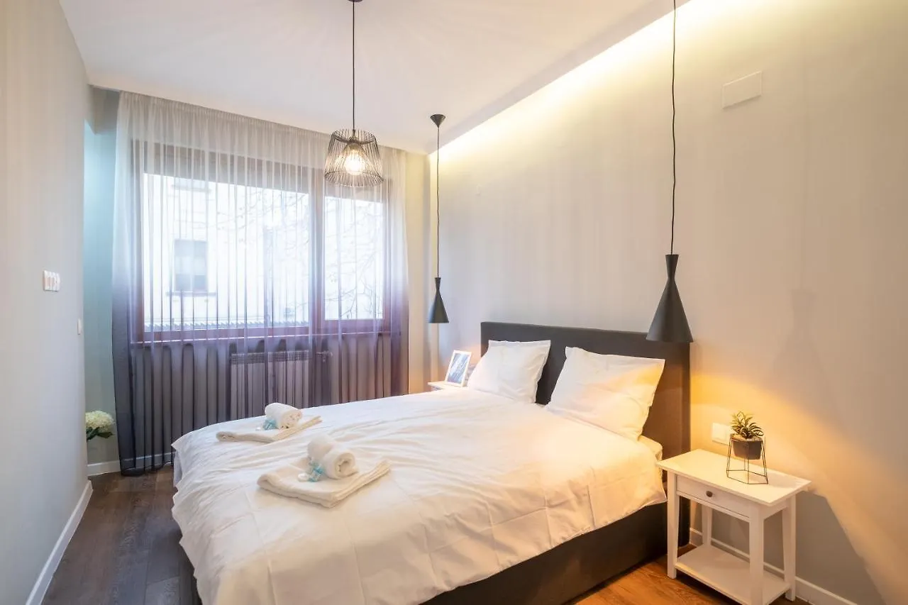 סופיה Designer & Cozy 2Bd Flat With A Parking In The City Center By Flat Mаnager בולגריה