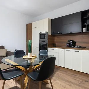  Apartment La Luna - High-end 2bd Flat In The Centre By Flat Mаnager